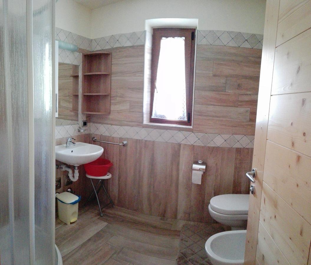 Garni Delia Hotel Livigno Exterior photo